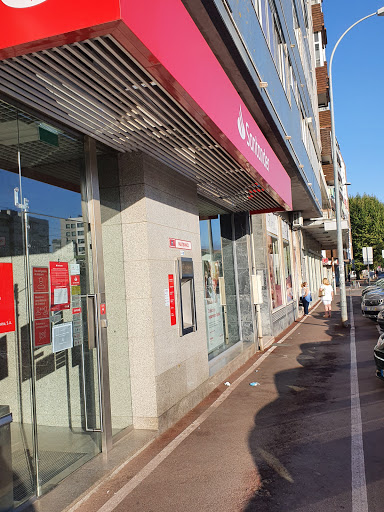 banco Balcão Santander Estação, Amadora