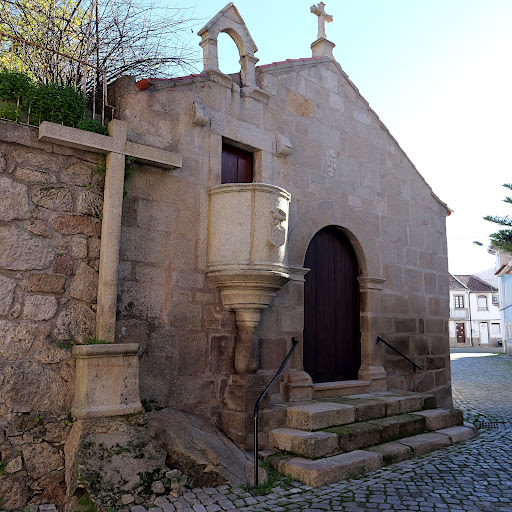 banco Capela Do Espírito Santo