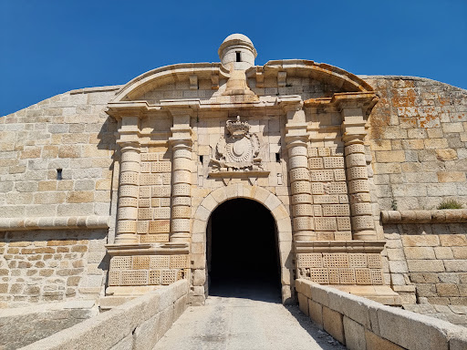 banco Castle Of Almeida