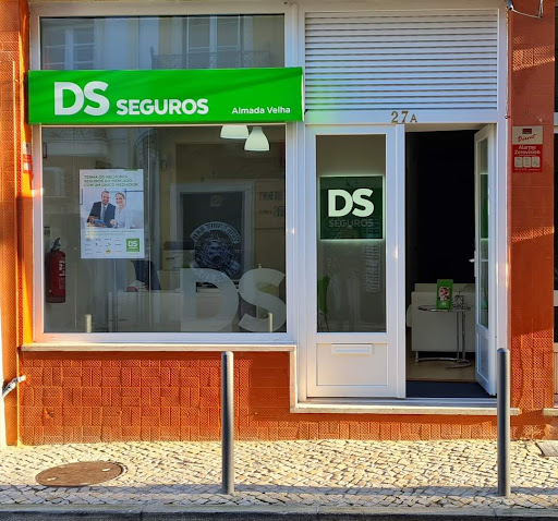 banco Ds Seguros Almada Velha