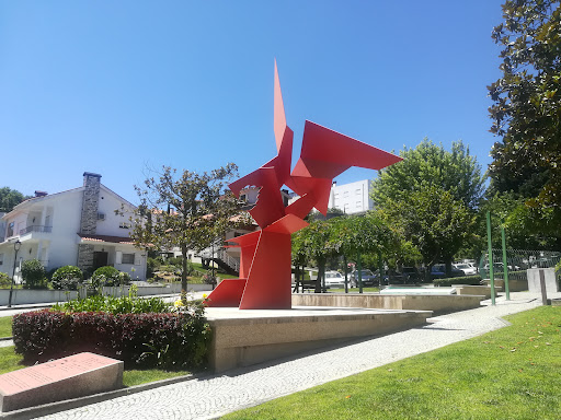 banco Escultura Aos Bombeiros