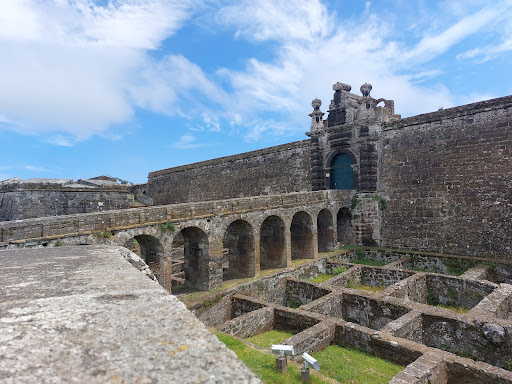 banco Fortress Of St. John Of Monte Brasil