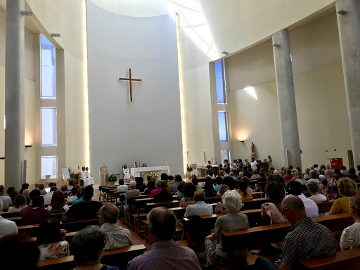 banco Igreja De Nossa Senhora De Fátima