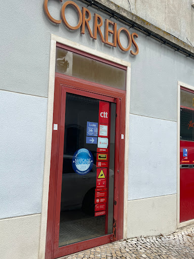 banco Loja Ctt De Alcochete