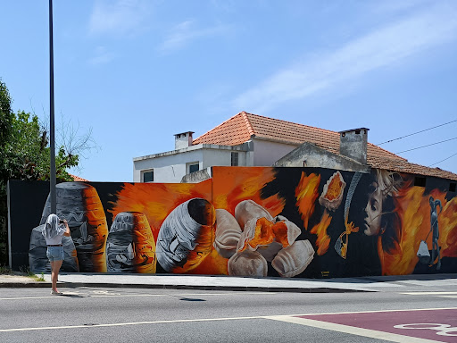 banco Mural Da Confraria Dos Ovos Moles De Aveiro Por Fabio Carneiro