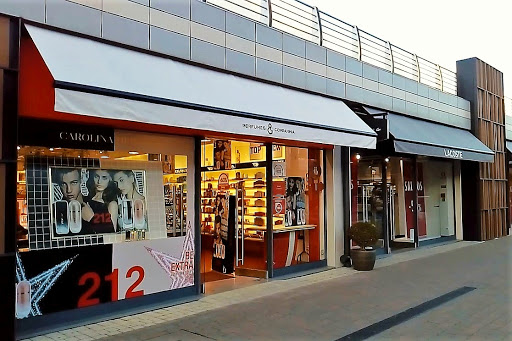 banco Perfumes & Companhia - Freeport Outlet Alcochete