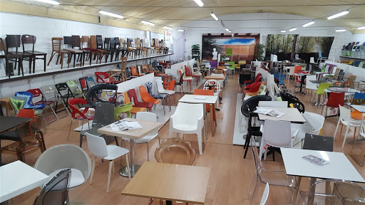 banco Pf Tables And Chairs Unipessoal Lda.