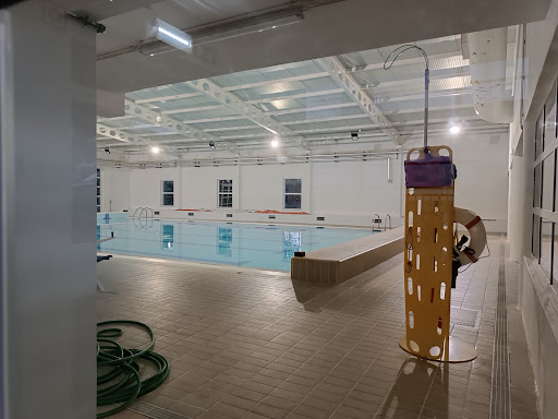 banco Piscina Municipal De Mira Sintra