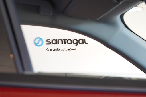 banco Santogal Peugeot Oficina